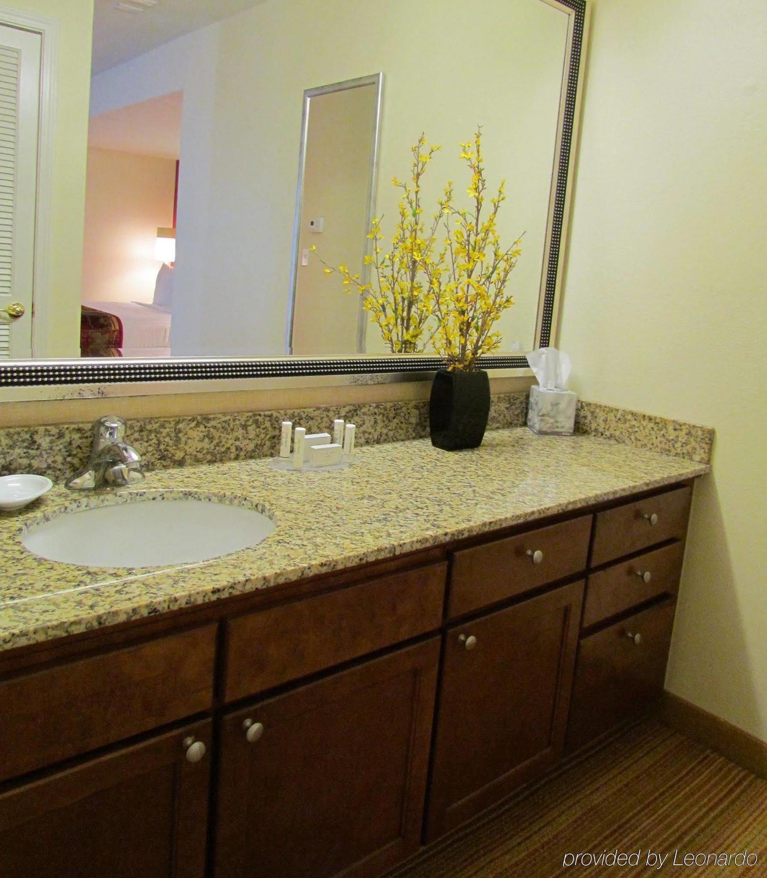 East Hotel 3*