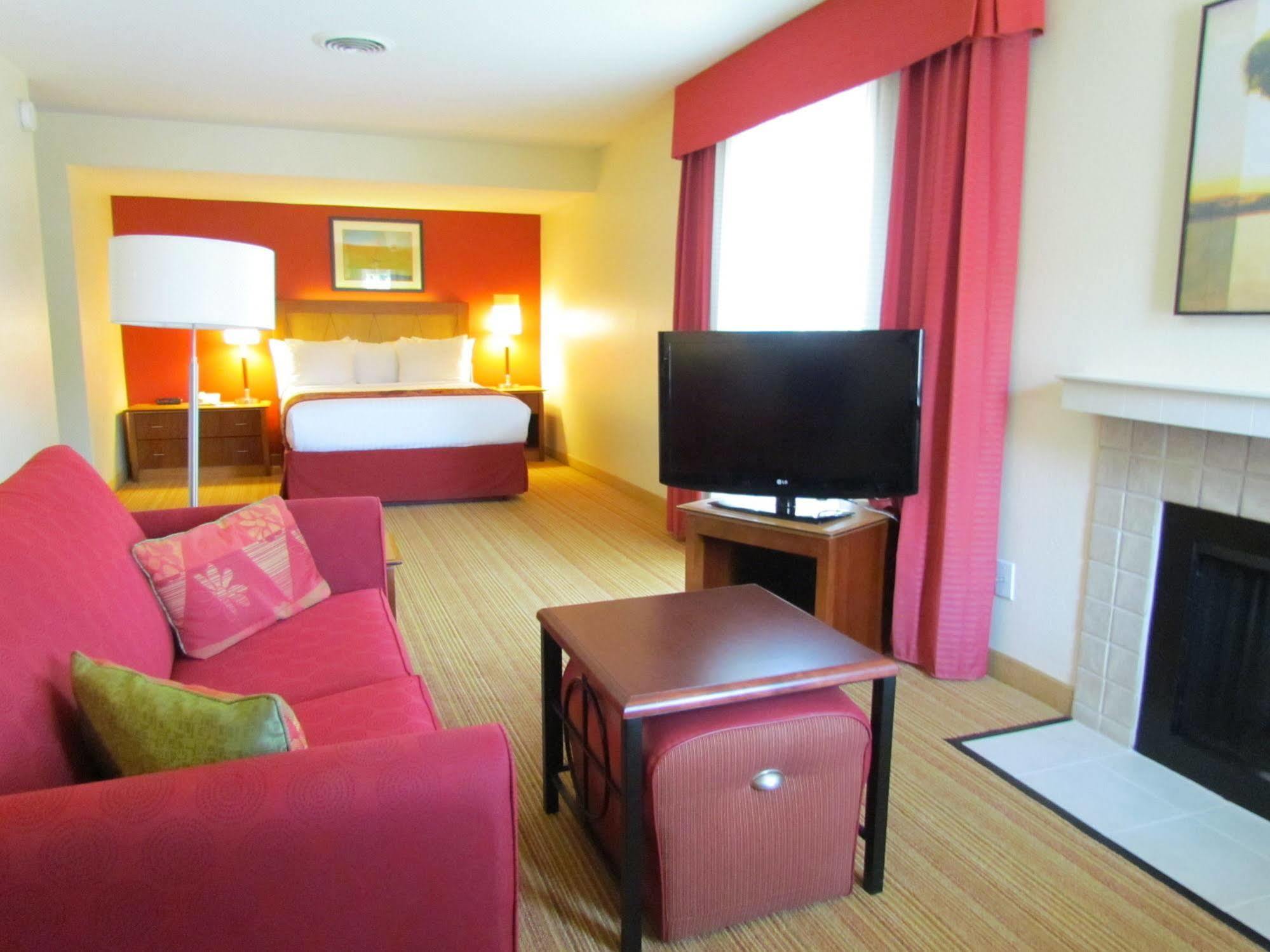 Hotel East Louisville